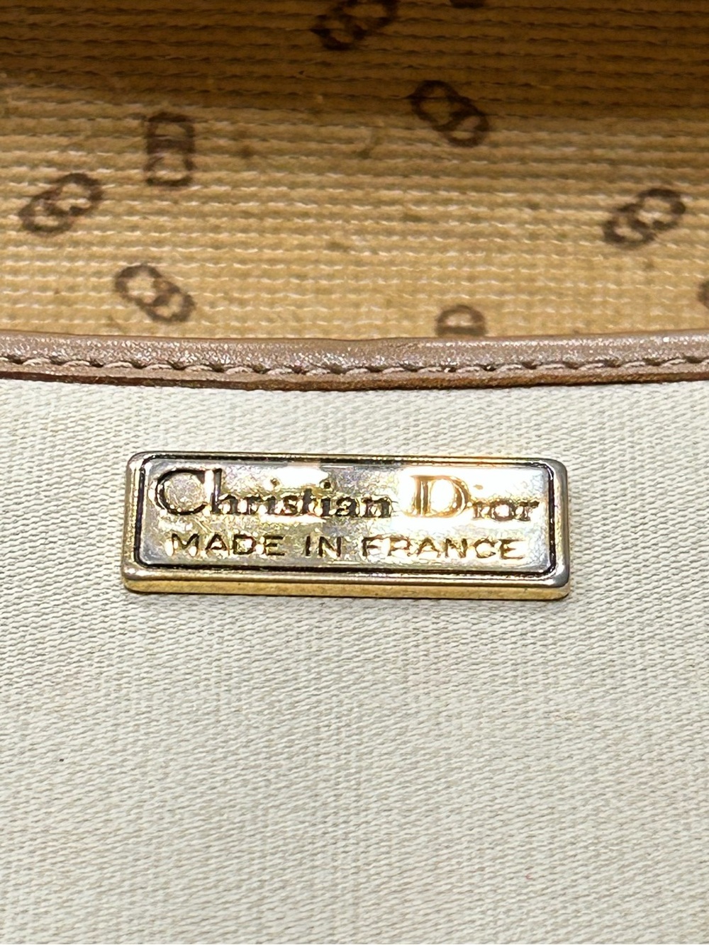 Christian Dior Cream and Brown Crossbody Saddle Bag - Picture 11 of 13